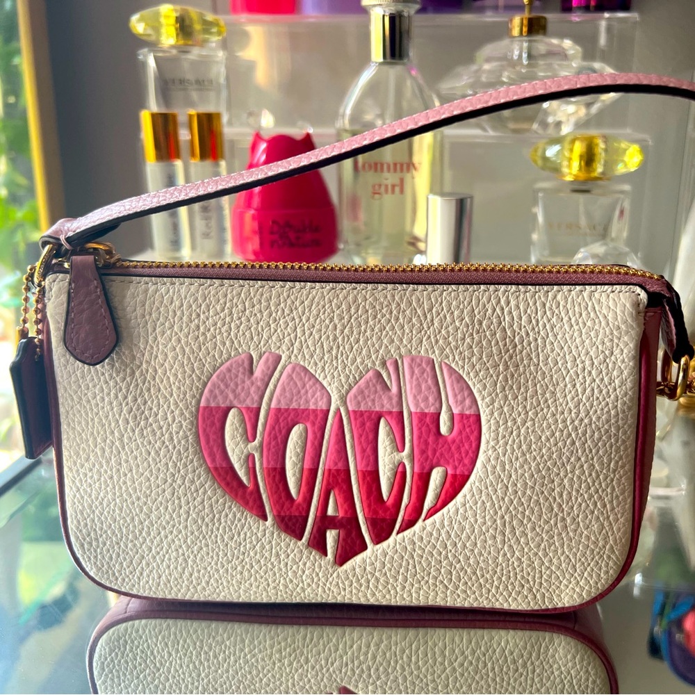 💖 Coach Nolita 19 with Heart Logo 💖